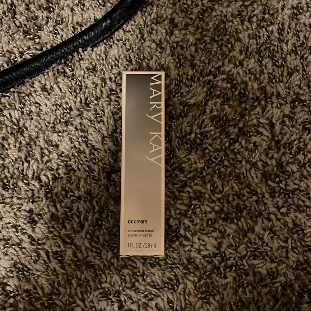 MaryKay CC cream—very light